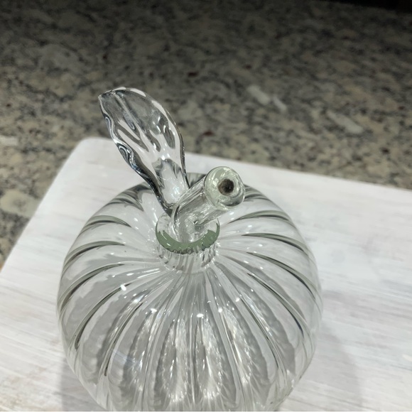 BLOWN GLASS APLLE OIL LAMP DEFUSER - Picture 2 of 2